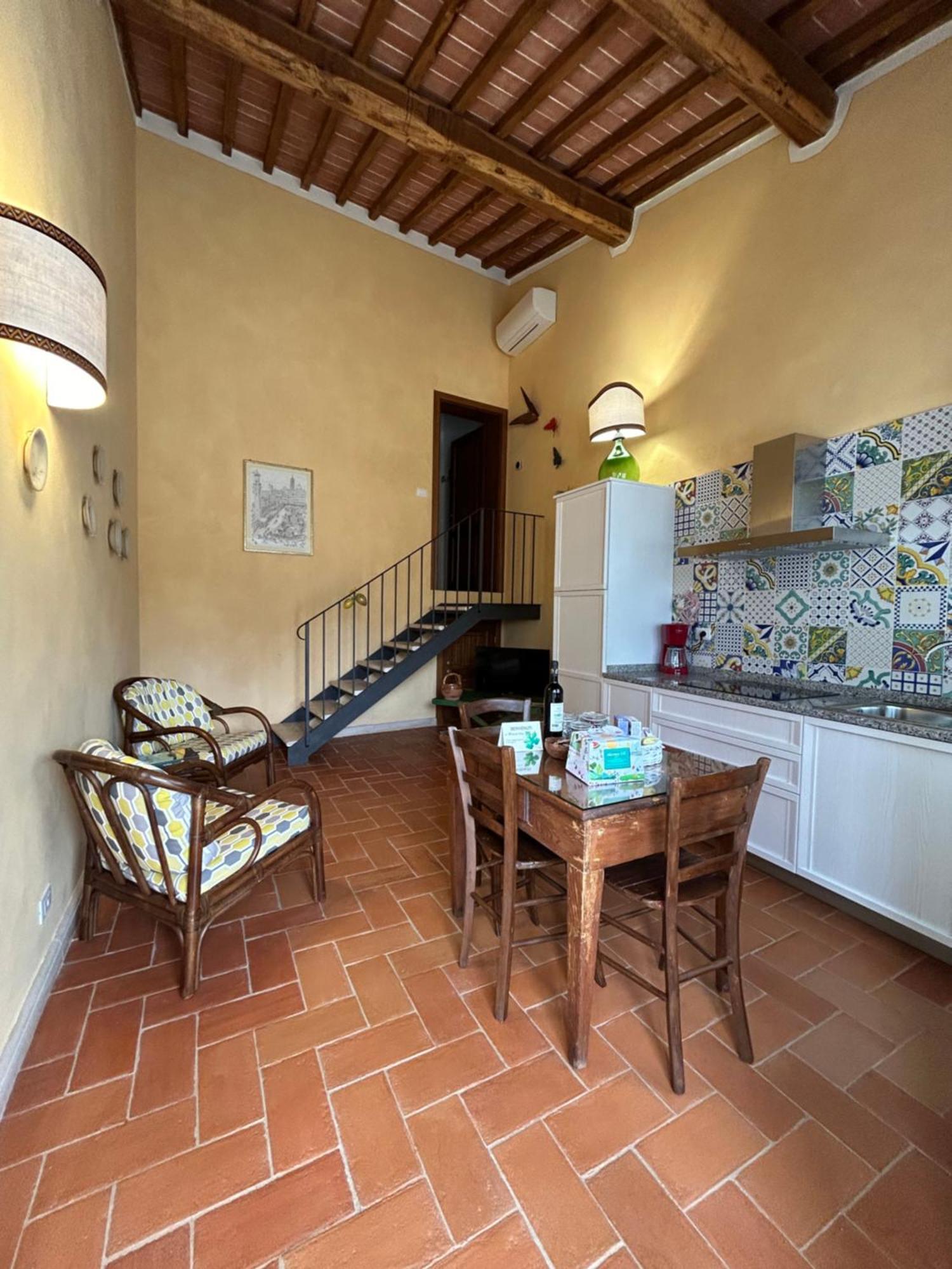 Вилла Borgo A Monti Di Sotto Гайоле-ин-Кьянти Экстерьер фото